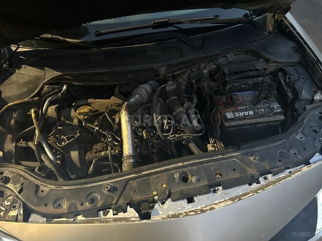 Renault Megane 2005, 253,000 km - 1.5 l - Sumqayıt