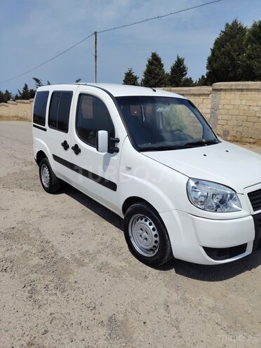 Fiat Doblo 2011, 247,000 km - 1.3 l - Bakı