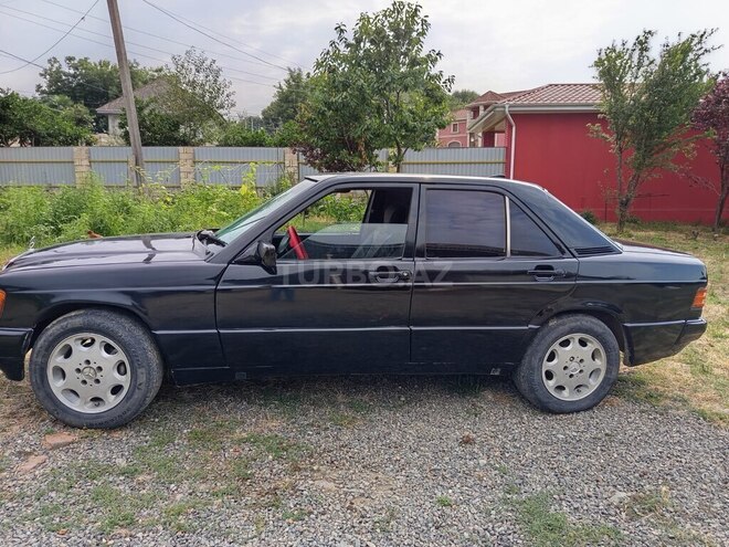 Mercedes 190 1990, 200,000 km - 2.5 l - Lənkəran