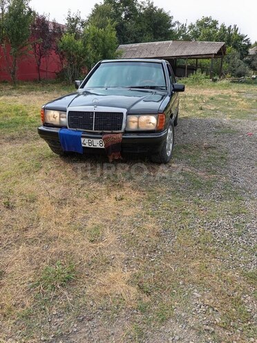 Mercedes 190 1990, 200,000 km - 2.5 l - Lənkəran
