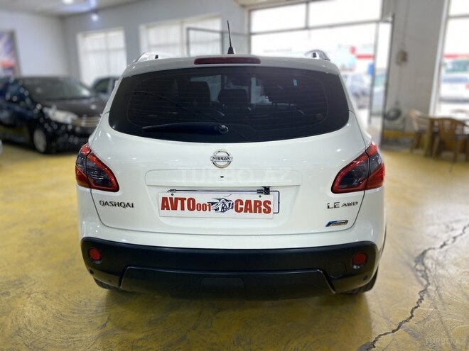 Nissan Qashqai 2012, 218,325 km - 2.0 l - Sumqayıt