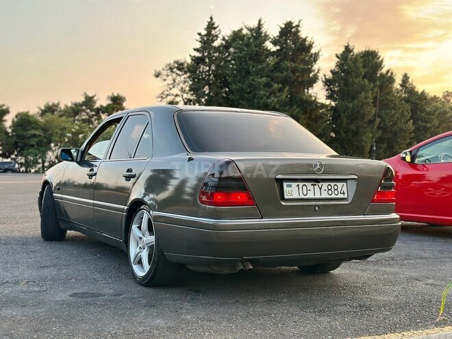 Mercedes C 220 1993, 339,000 km - 2.2 l - Bakı