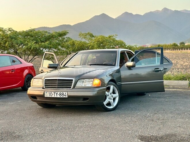 Mercedes C 220 1993, 339,000 km - 2.2 l - Bakı