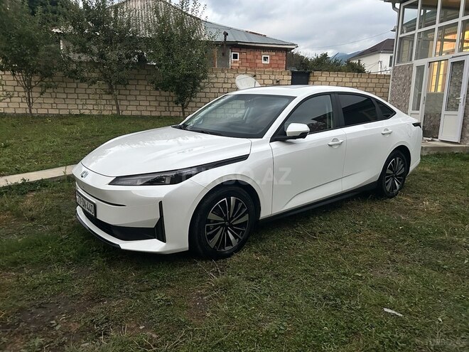 Changan Qiyuan A05 2025, 23,900 km - 1.5 л - Bakı