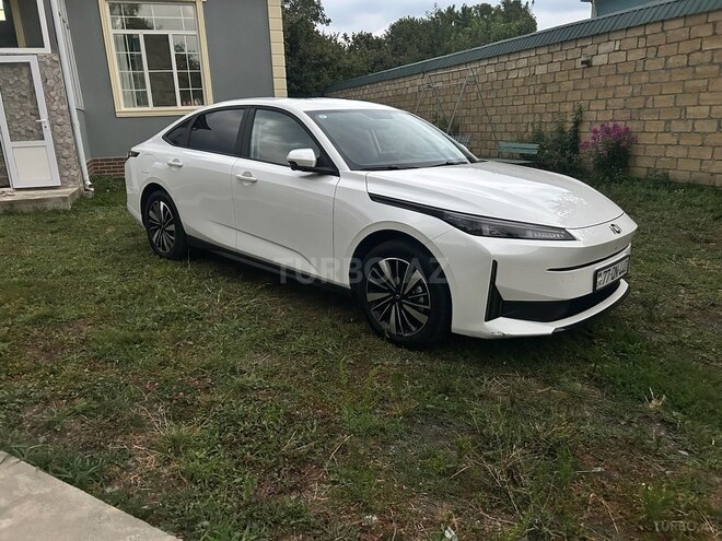 Changan Qiyuan A05 2025, 23,900 km - 1.5 л - Bakı