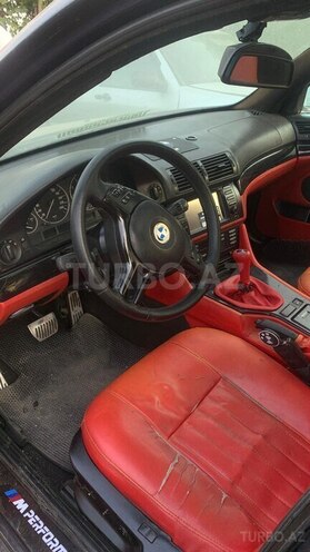 BMW 540 1998, 286,000 km - 4.4 l - Qusar