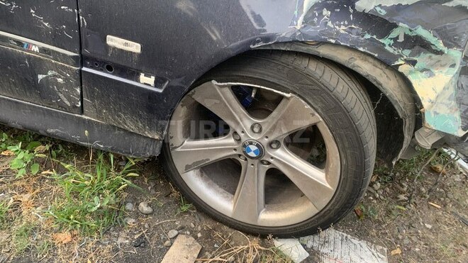 BMW 540 1998, 286,000 km - 4.4 l - Qusar
