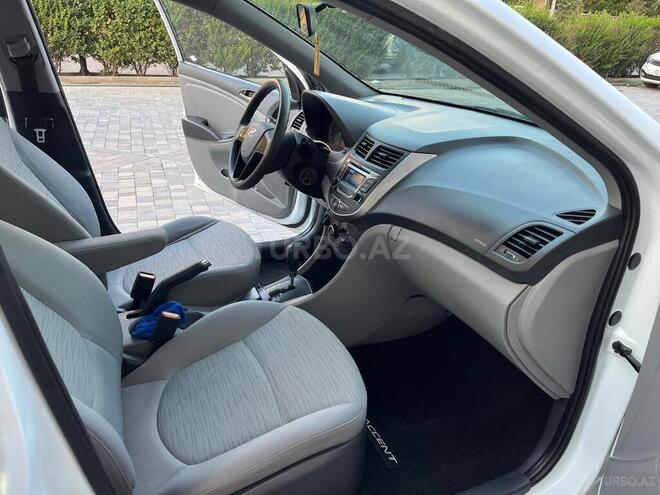 Hyundai Accent 2015, 90,640 km - 1.6 l - Bakı