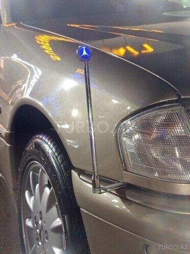 Mercedes C 180 1999, 244,000 km - 1.8 l - Salyan