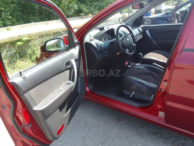 Chevrolet Aveo 2011, 105,000 km - 1.4 л - Qusar