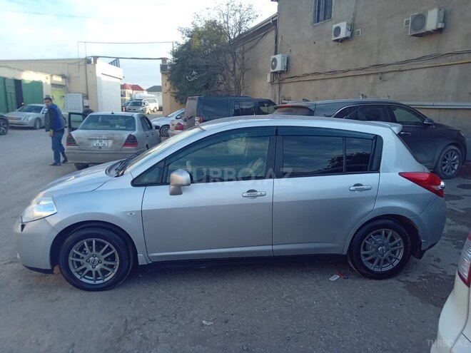 Nissan Tiida 2011, 215,000 km - 1.5 l - Sumqayıt