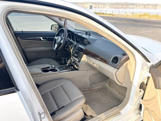 Mercedes C 250 2013, 271,500 km - 1.8 l - Bakı
