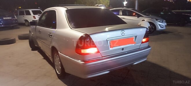Mercedes C 200 1998, 352,223 km - 2.0 l - Bakı