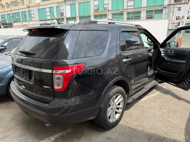 Ford Explorer 2015, 284,000 km - 3.5 l - Bakı