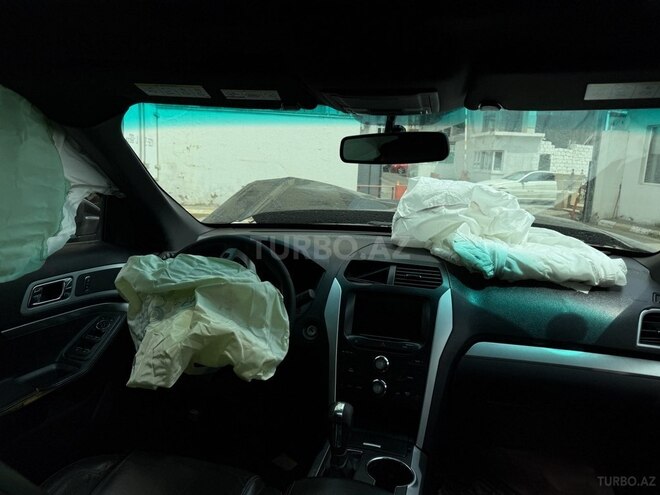 Ford Explorer 2015, 284,000 km - 3.5 l - Bakı