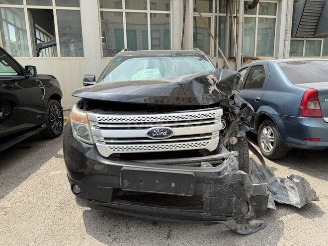 Ford Explorer 2015, 284,000 km - 3.5 l - Bakı