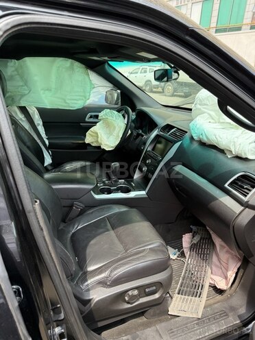 Ford Explorer 2015, 284,000 km - 3.5 l - Bakı