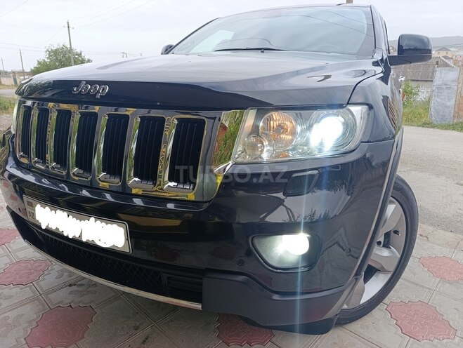 Jeep Grand Cherokee 2012, 183,000 km - 3.6 l - Quba