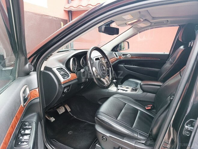 Jeep Grand Cherokee 2012, 183,000 km - 3.6 l - Quba