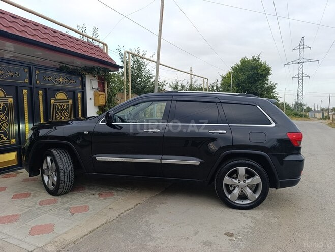 Jeep Grand Cherokee 2012, 183,000 km - 3.6 l - Quba