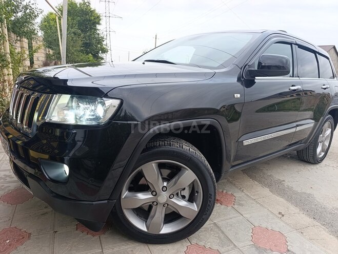 Jeep Grand Cherokee 2012, 183,000 km - 3.6 l - Quba