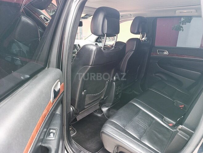 Jeep Grand Cherokee 2012, 183,000 km - 3.6 l - Quba