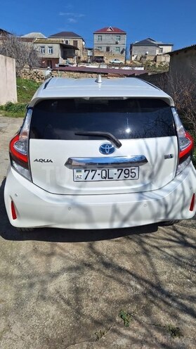 Toyota Aqua 2019, 107,000 km - 1.5 l - Bakı