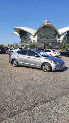 Hyundai Elantra 2016, 260,714 km - 2.0 l - Bakı