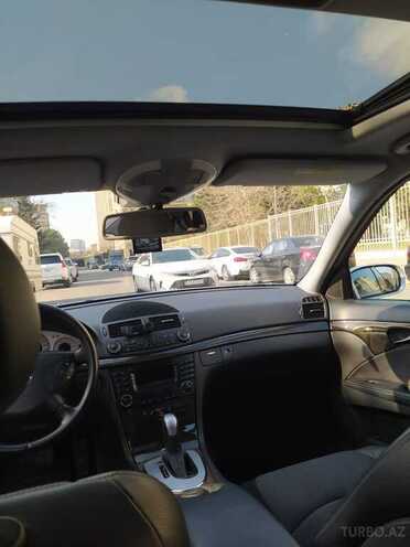 Mercedes E 240 2002, 243,800 km - 2.6 l - Bakı