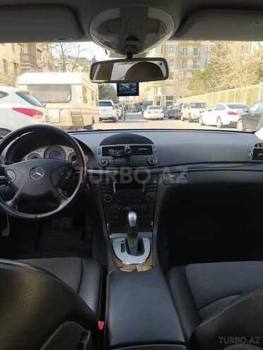 Mercedes E 240 2002, 243,800 km - 2.6 l - Bakı