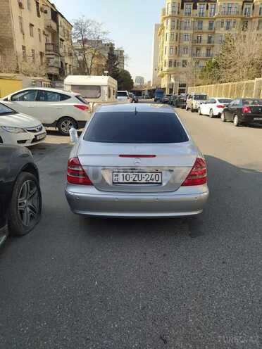 Mercedes E 240 2002, 243,800 km - 2.6 l - Bakı