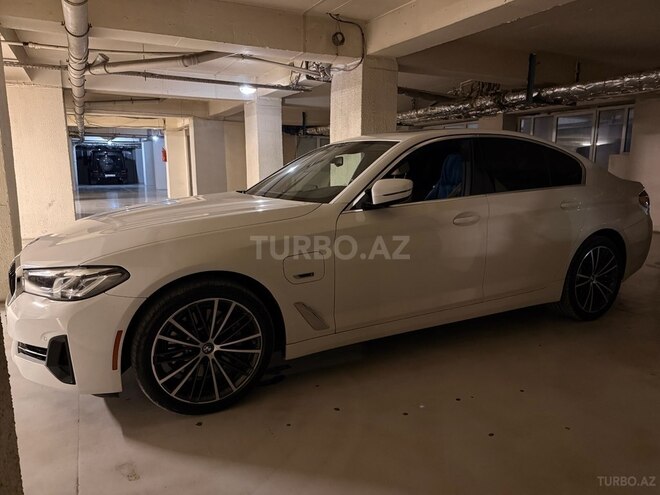 BMW 530e 2022, 42,800 km - 2.0 l - Bakı