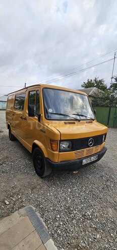 Mercedes 208 D 1994, 480,000 km - 2.3 л - Ağdam