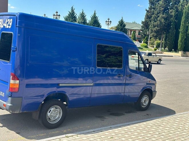 Mercedes Sprinter 208 1999, 653,300 km - 2.9 l - Göygöl