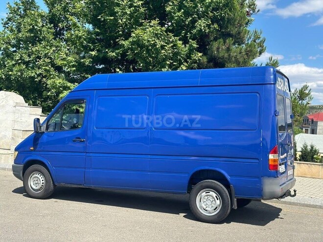 Mercedes Sprinter 208 1999, 653,300 km - 2.9 l - Göygöl