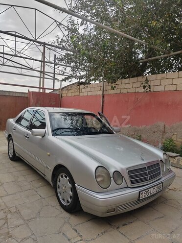Mercedes E 200 1997, 325,000 km - 2.0 l - Bakı