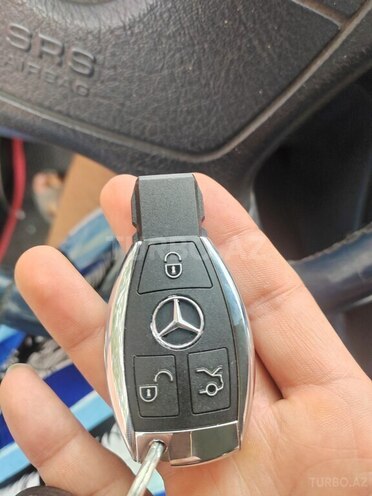 Mercedes E 200 1997, 325,000 km - 2.0 l - Bakı