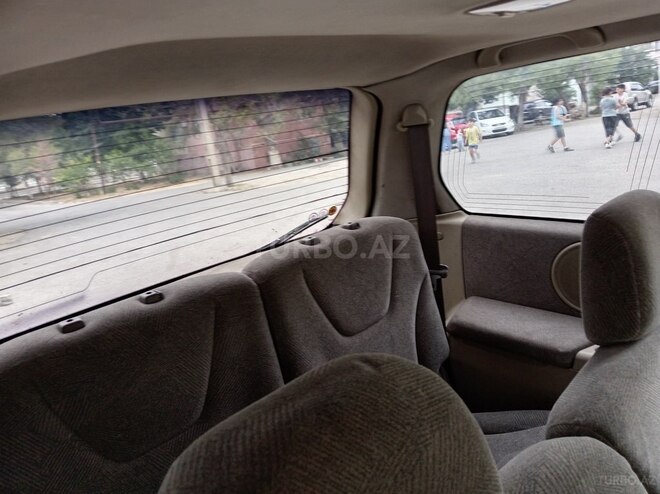 Mitsubishi Chariot 2001, 450,000 km - 2.4 l - Sumqayıt