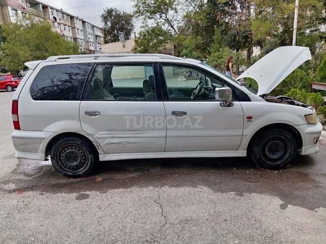 Mitsubishi Chariot 2001, 450,000 km - 2.4 l - Sumqayıt