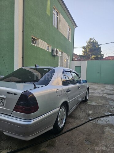 Mercedes C 220 1999, 648,000 km - 2.2 l - Bakı