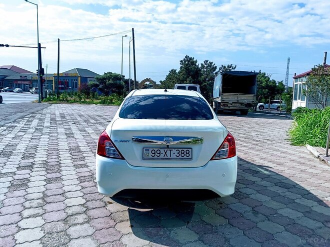 Nissan Sunny 2014, 195,000 km - 1.5 l - Bakı