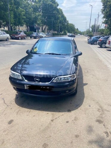 Opel Vectra 2000, 383,334 km - 1.6 l - Qazax