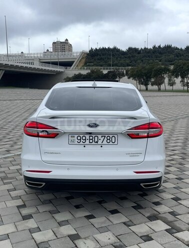 Ford Fusion (North America) 2020, 156,000 km - 2.0 л - Bakı