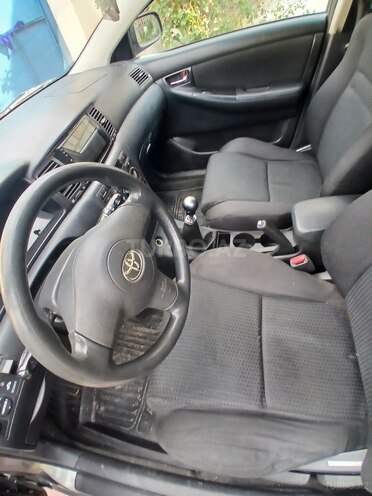 Toyota Corolla 2004, 308,000 km - 1.4 l - Yevlax