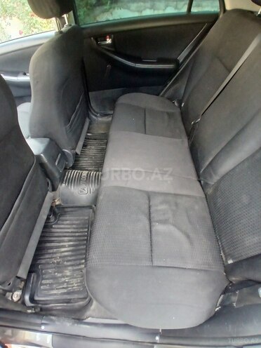 Toyota Corolla 2004, 308,000 km - 1.4 l - Yevlax