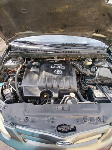 Toyota Corolla 2004, 308,000 km - 1.4 l - Yevlax