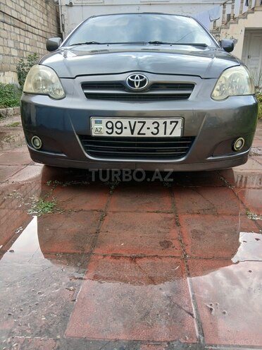 Toyota Corolla 2004, 308,000 km - 1.4 l - Yevlax