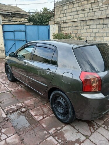 Toyota Corolla 2004, 308,000 km - 1.4 l - Yevlax