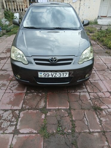 Toyota Corolla 2004, 308,000 km - 1.4 l - Yevlax