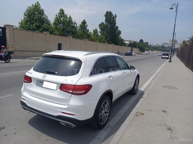 Mercedes GLC 300 4MATIC 2016, 225,308 km - 2.0 l - Bakı